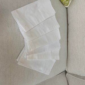 Six cloth napkins